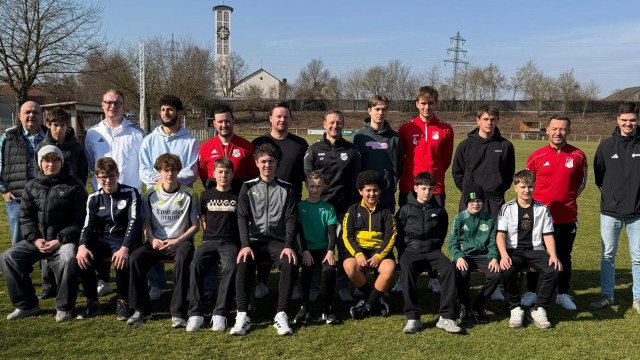 Jan Rittner und Keenan Walker absolvieren Schiedsrichter-Lehrgang